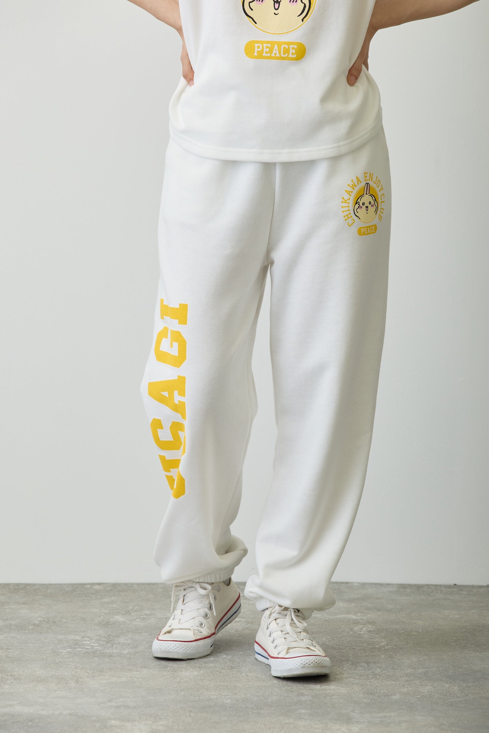 ちいかわ スウェットパンツ ピース うさぎ ホワイト