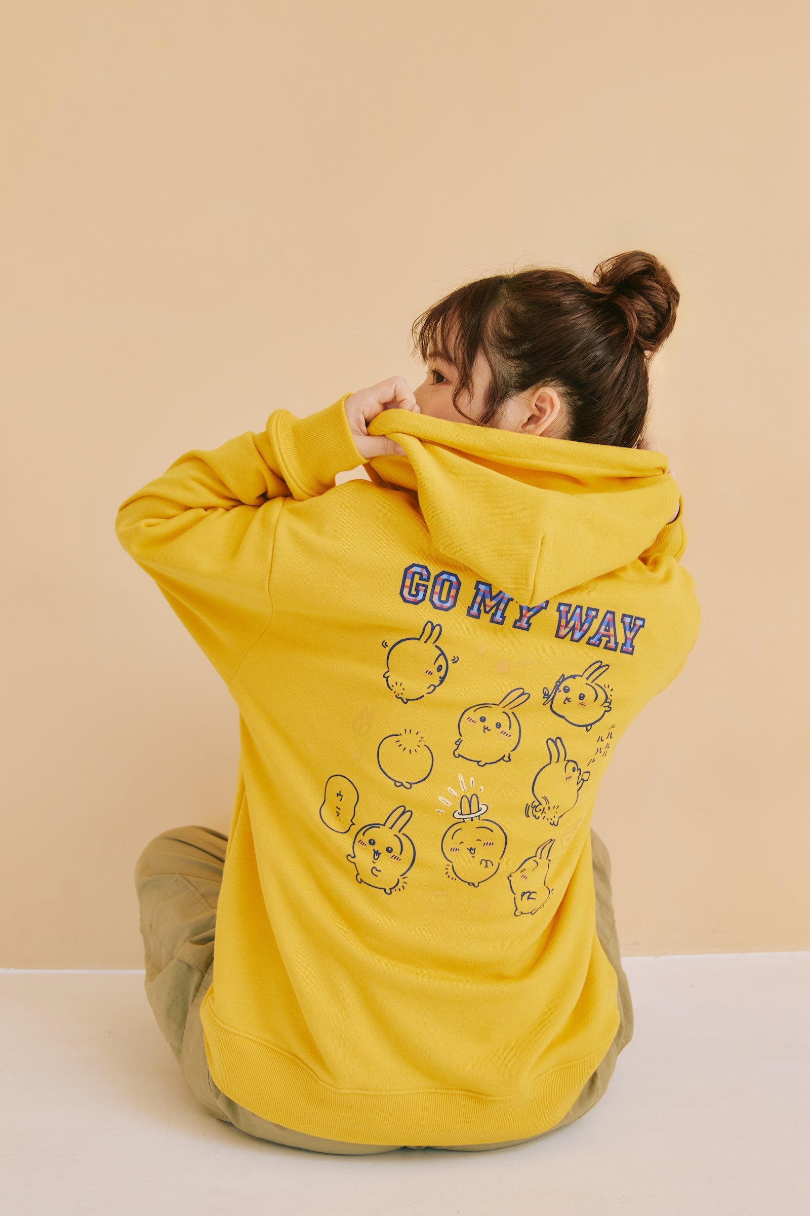 ちいかわ ZIPパーカー GO MY WAY イエロー