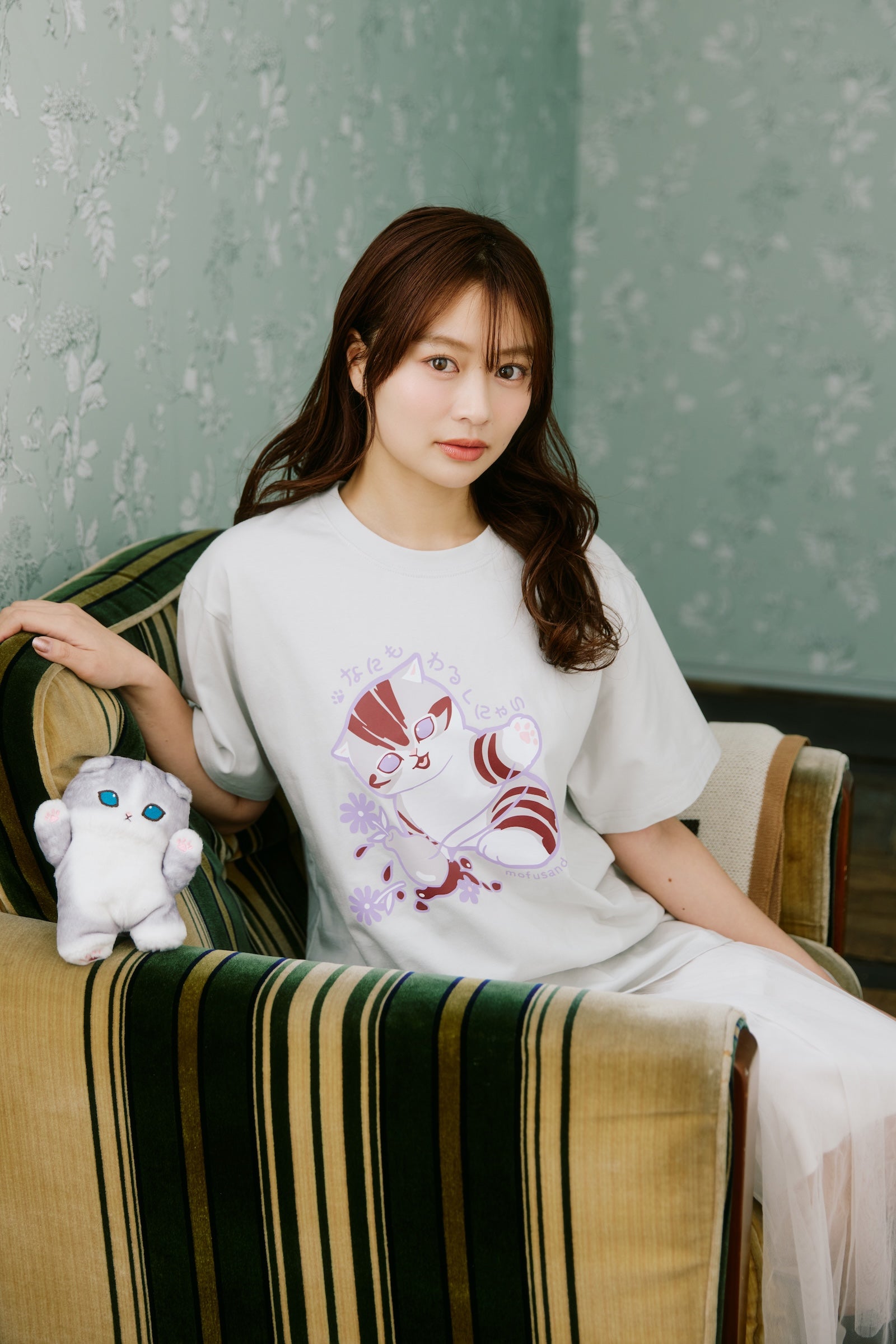 mofusand　Tシャツ　なにもわるくにゃい　花瓶だいすきにゃん　グレー