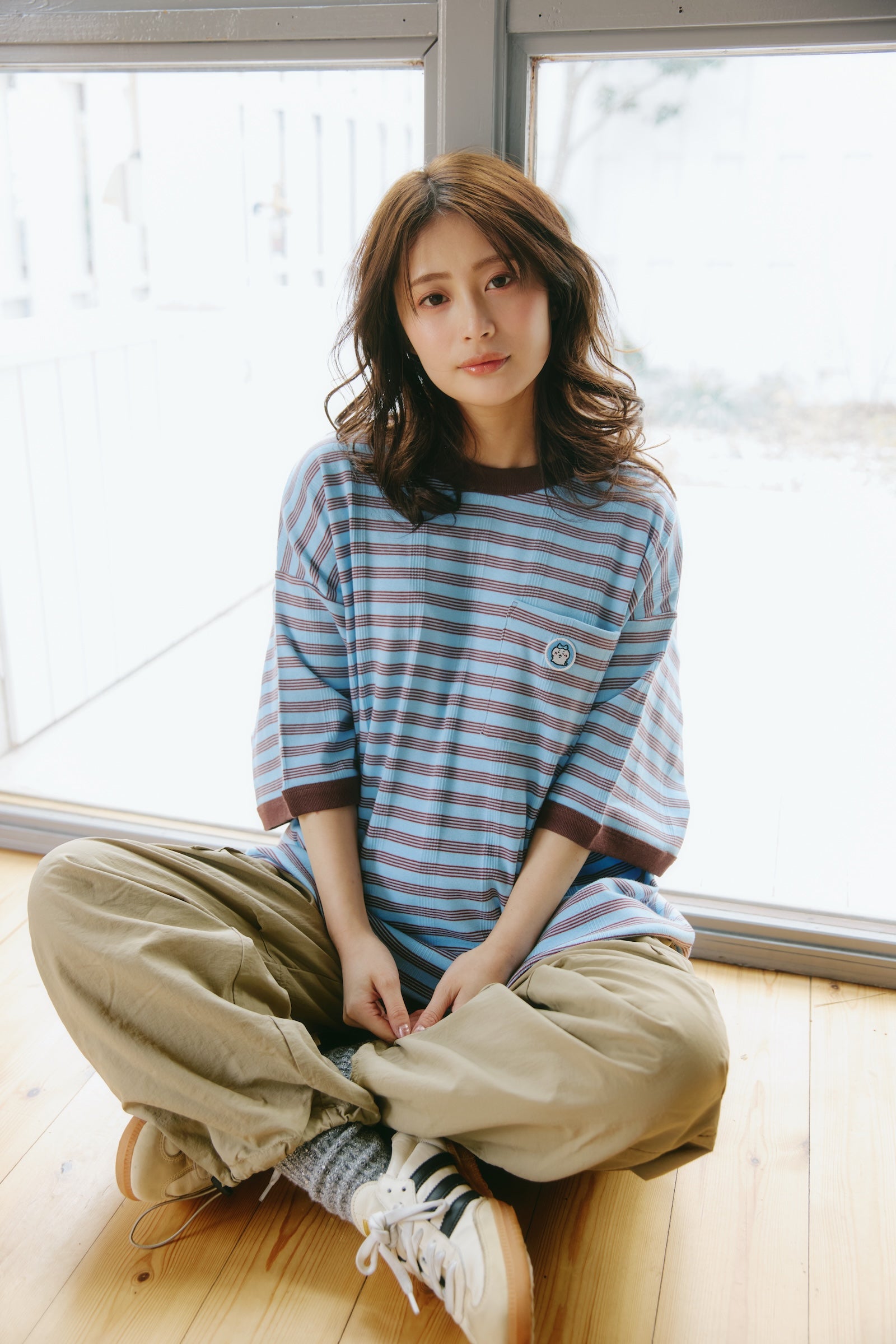 ちいかわ ビッグシルエットポケットTシャツ Robert P.Miller×Talking ハチワレ BLUEBERRY