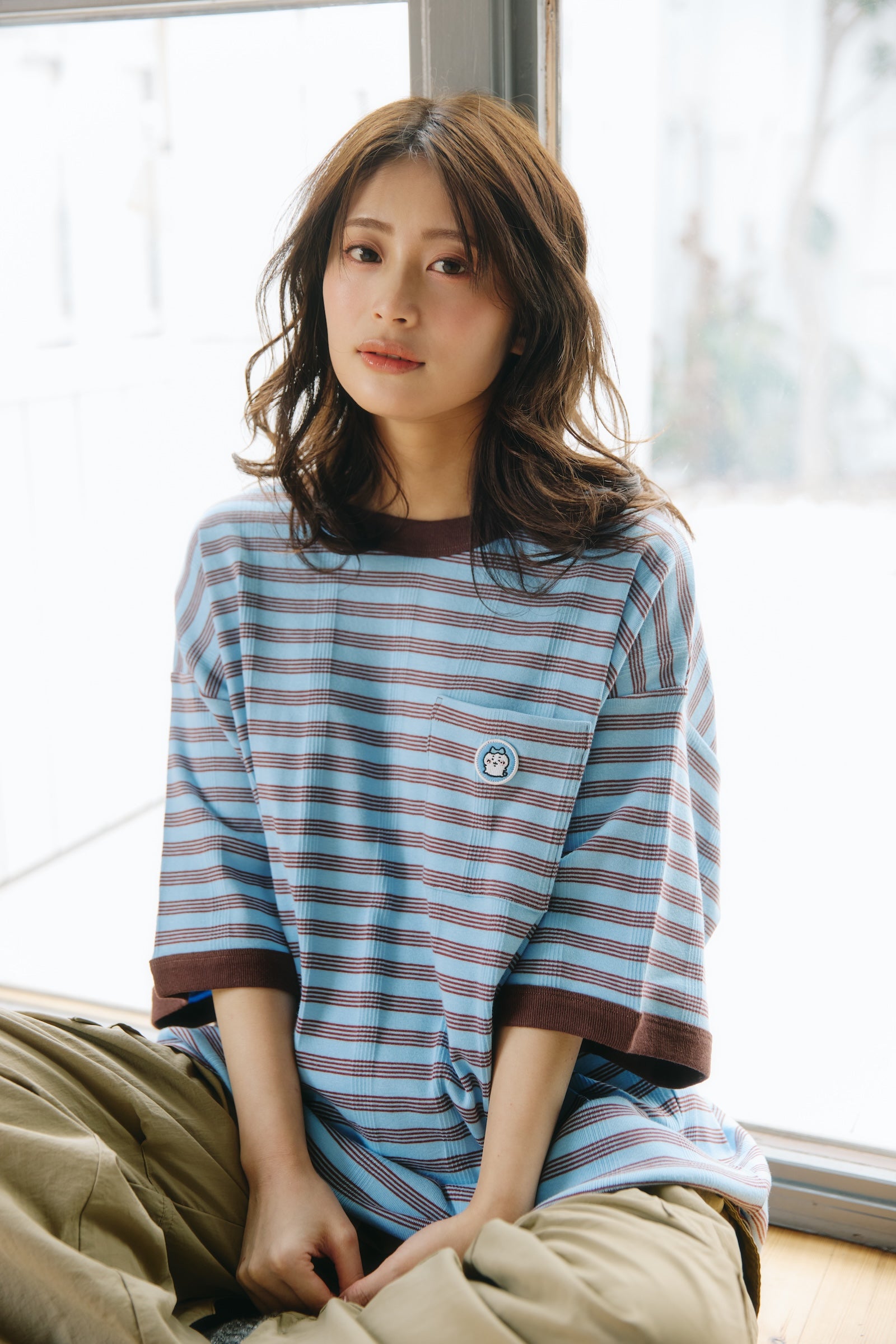 ちいかわ ビッグシルエットポケットTシャツ Robert P.Miller×Talking ハチワレ BLUEBERRY