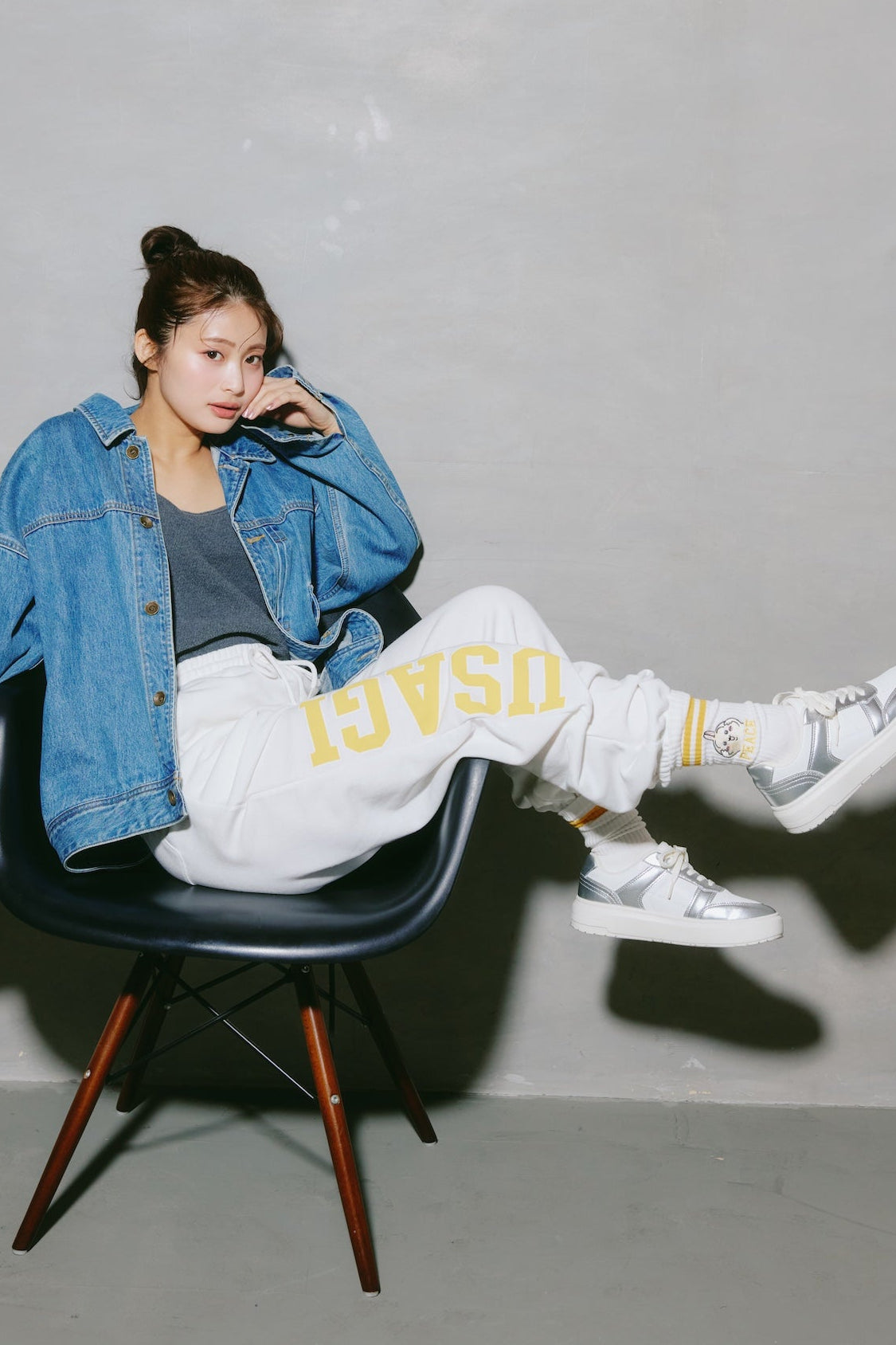 ちいかわ スウェットパンツ ピース うさぎ ホワイト