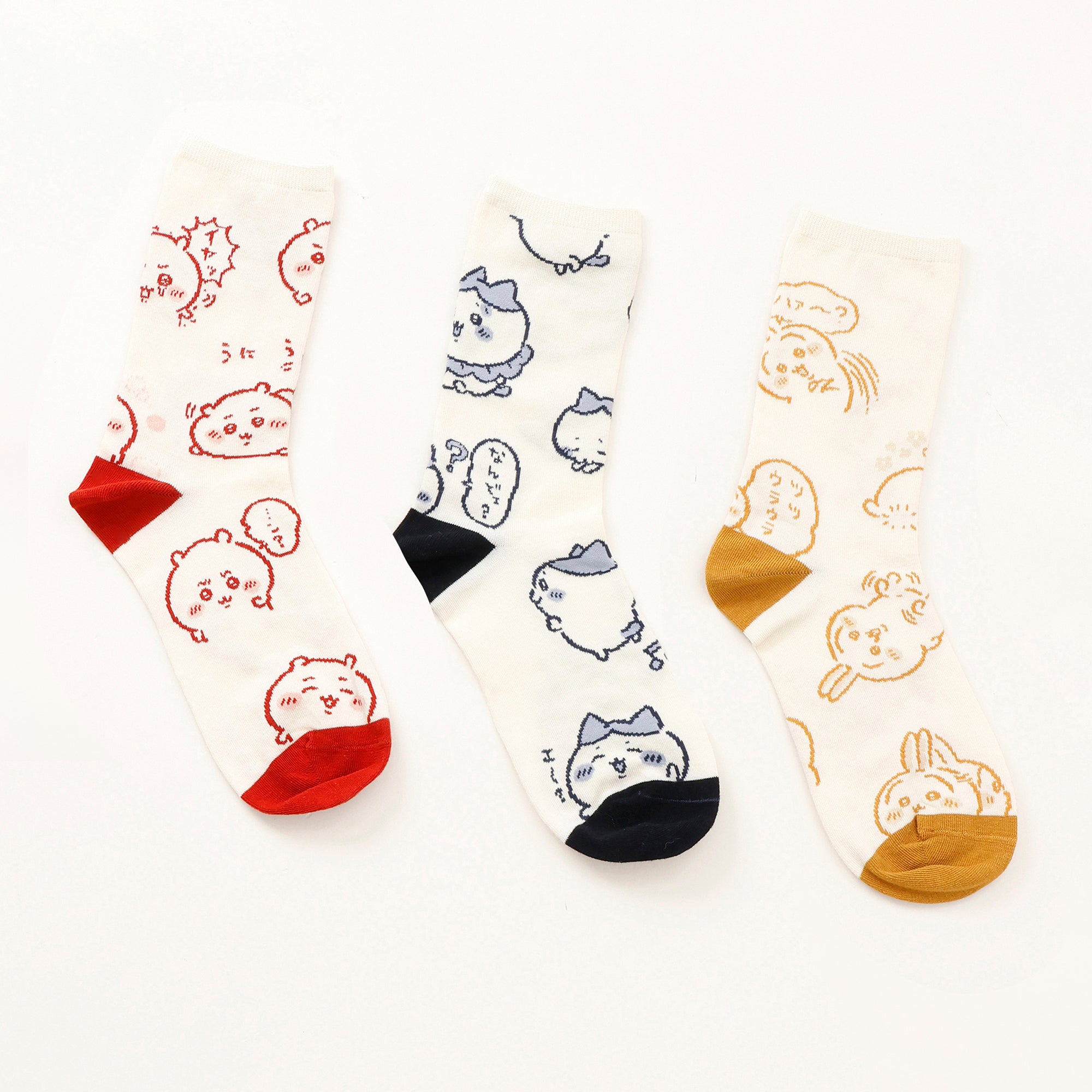 ちいかわ クルーソックス うさぎ総柄 イエロー