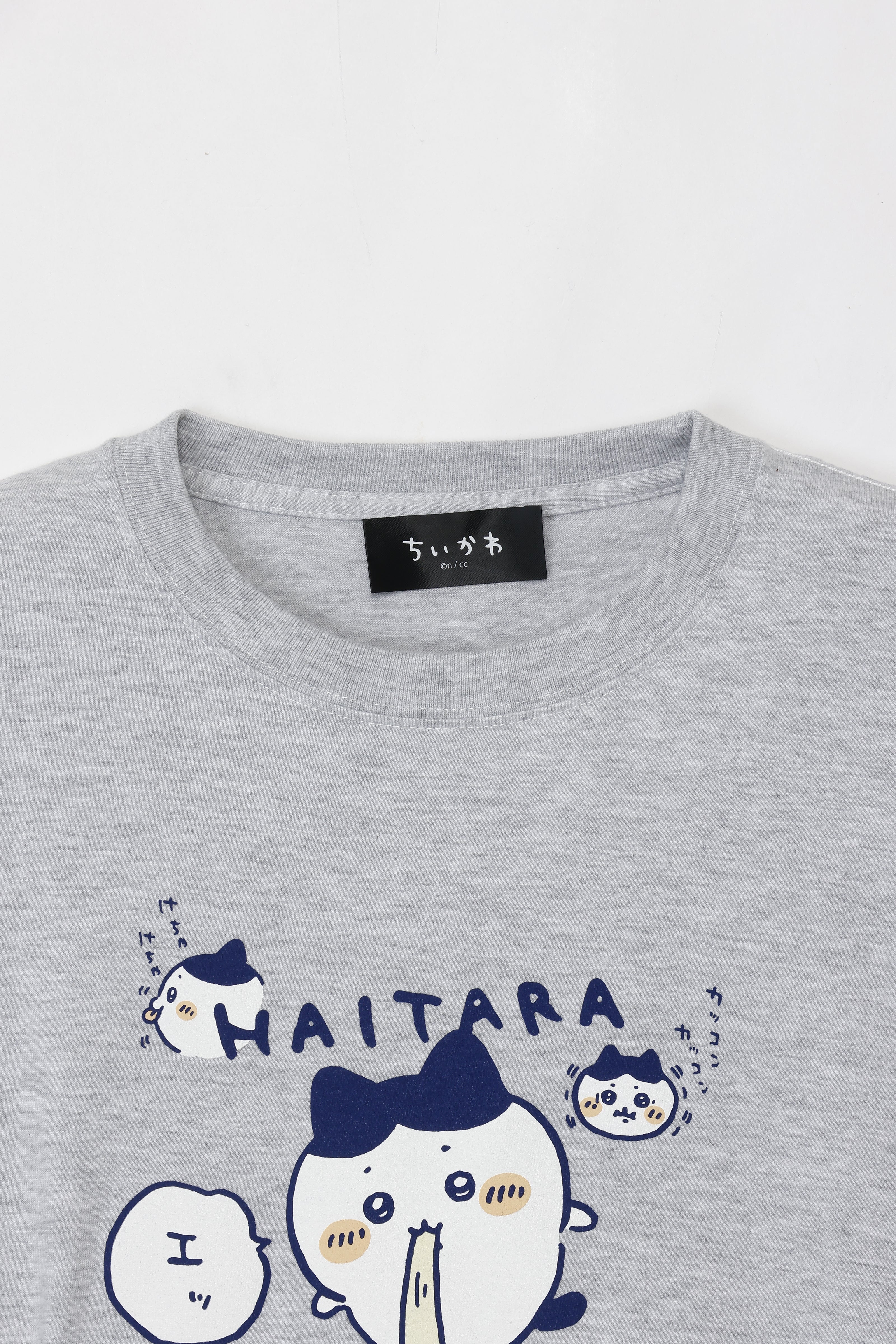 ちいかわ L/S Tシャツ HAITARA SUKKIRISHITA アッシュ